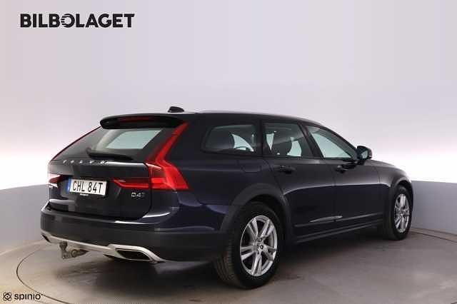 Begagnad Volvo V90 CC SE 190 HK (139 kW) 2019 Mörkblå Kombi