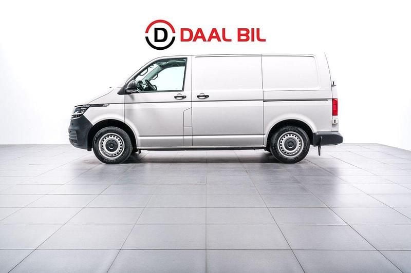 Vit Begagnad 2020 VW T6.1 Van | 284 700 kr (Marknadspris) - Bild 1/4