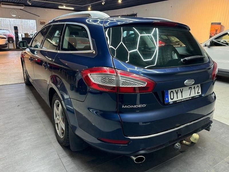 Begagnad Ford Mondeo 203 HK (149 kW) 2012 Blå Kombi