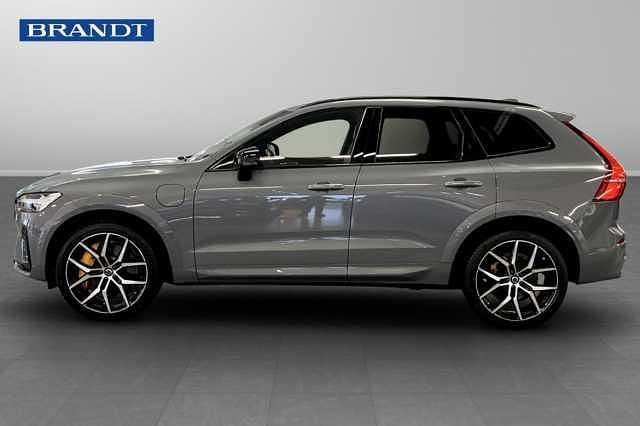 Begagnad Volvo XC60 411 HK (302 kW) 2022 Grå SUV