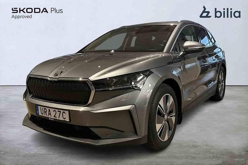 Grå Begagnad 2023 Skoda Enyaq iV SUV | 399 000 kr (Bra pris) - Bild 1/1