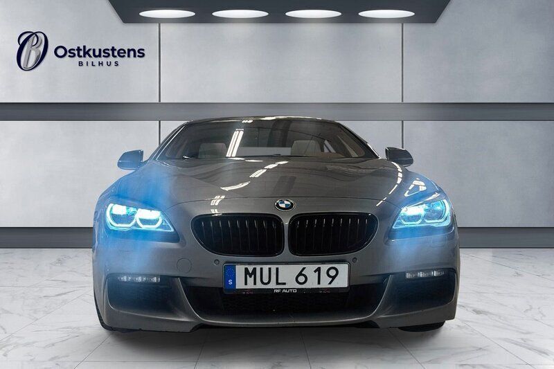Grå Begagnad 2015 BMW 640 M Sport Sportkupé | 379 900 kr (Lite dyr) - Bild 1/4