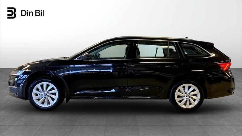 Ny Skoda Octavia 2026 Svart Kombi