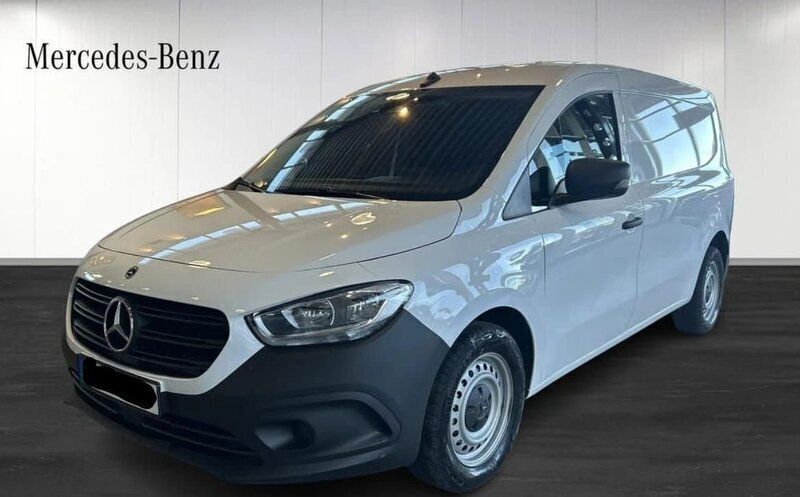 Vit Begagnad 2023 Mercedes Citan 110 Van | 299 900 kr (Marknadspris) - Bild 1/4