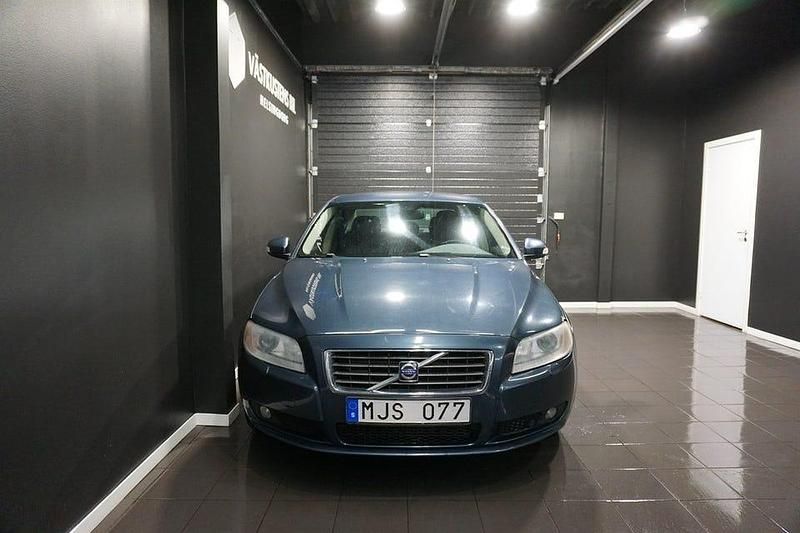 Begagnad Volvo S80 Summum 200 HK (147 kW) 2007 Blå Sedan