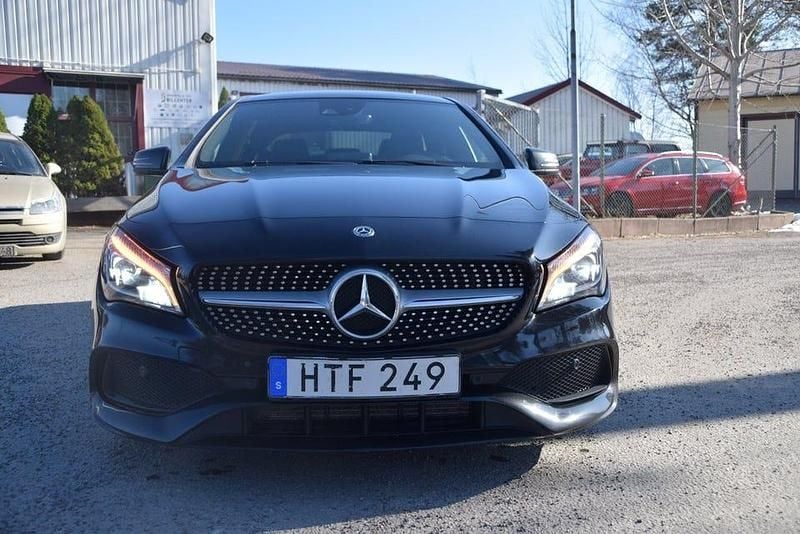 Begagnad Mercedes CLA200 AMG line 156 HK (114 kW) 2018 Svart