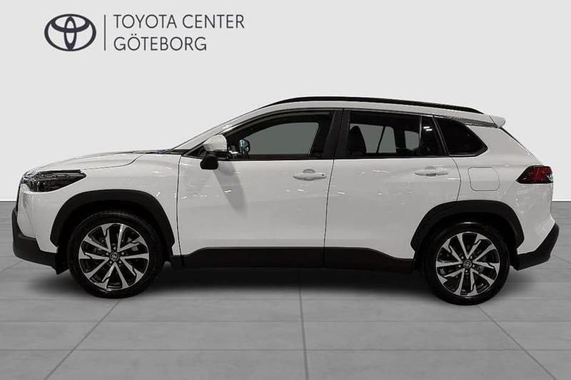 Begagnad Toyota Corolla Cross 200 HK (147 kW) 2024 Vit SUV