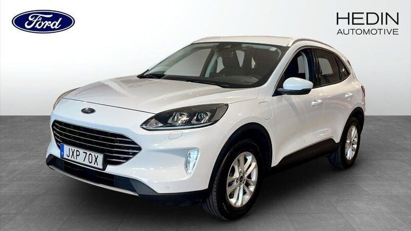 Vit (white) Begagnad 2021 Ford Kuga Titanium SUV | 244 900 kr (Marknadspris) - Bild 1/4