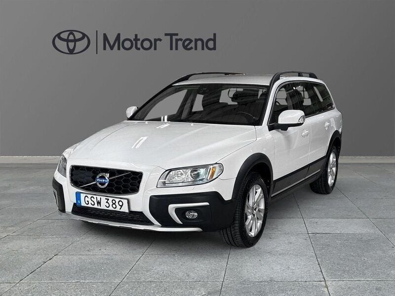 Vit Begagnad 2016 Volvo XC70 Momentum SUV | 199 000 kr (Marknadspris) - Bild 1/4