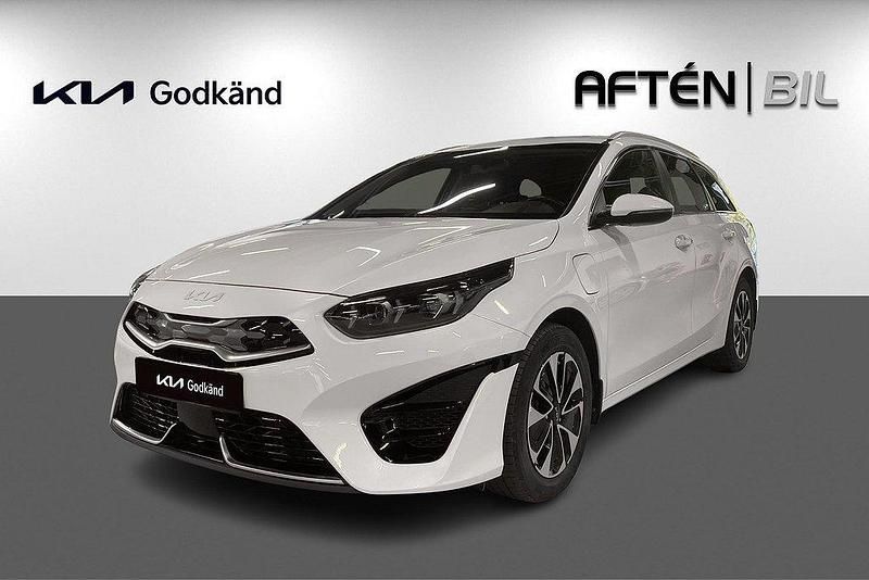 Vit Begagnad 2022 Kia Ceed Advance Kombi | 249 800 kr (Marknadspris) - Bild 1/3