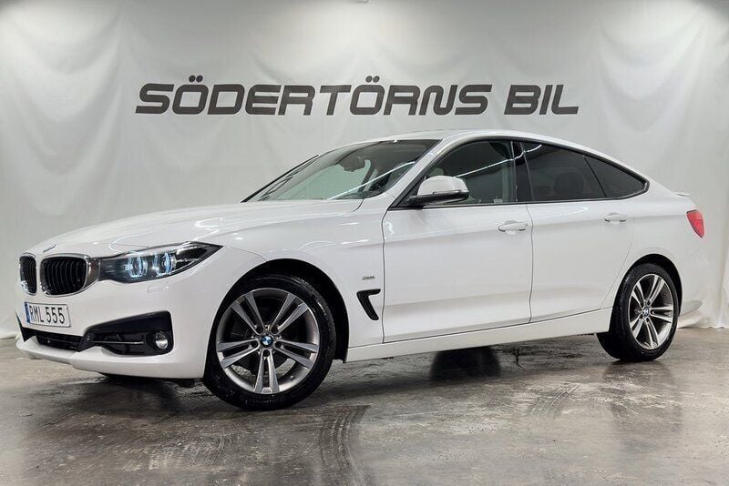 Vit (vit metallic) Begagnad 2017 BMW 320 Gran Turismo Sport Line Halvkombi | 199 900 kr (Marknadspris) - Bild 1/4