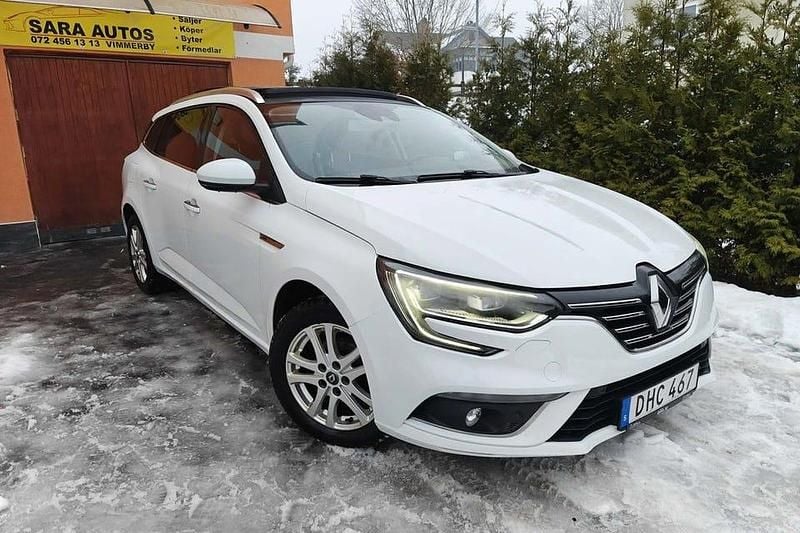Vit Begagnad 2020 Renault Mégane GT Line GT-Line Kombi | 125 000 kr (Marknadspris) - Bild 1/4