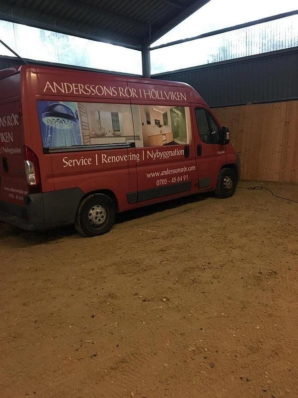 Röd Begagnad 2011 Peugeot Boxer Van | 120 000 kr (Marknadspris) - Bild 1/2