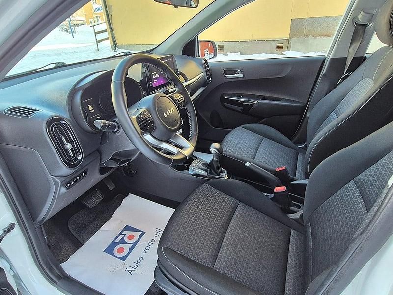 Begagnad Kia Picanto Advance 67 HK (49 kW) 2023 Vit Halvkombi