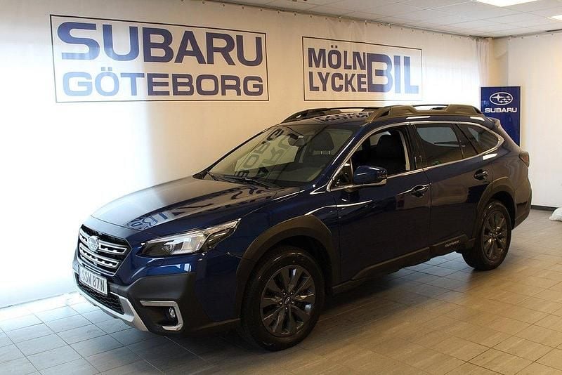 Blå Begagnad 2023 Subaru Outback SUV | 389 900 kr (Bra pris) - Bild 1/4