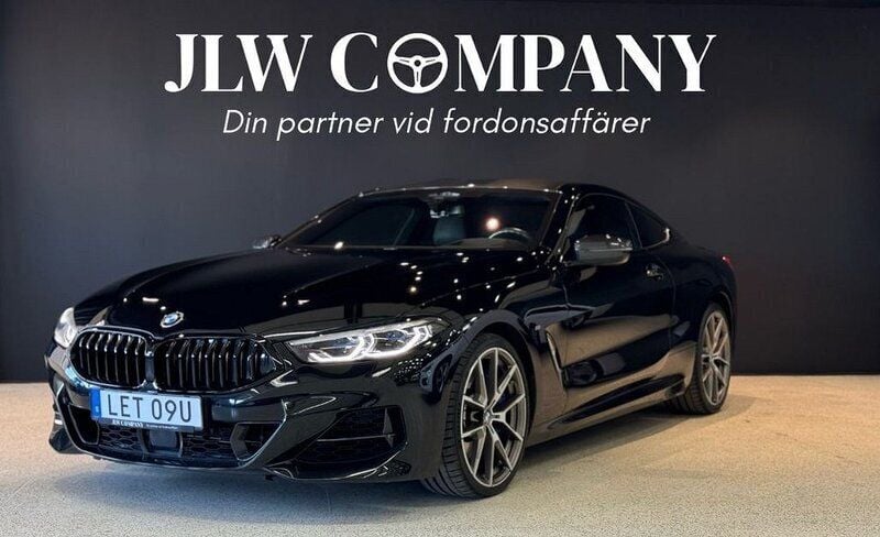 Begagnad 2022 BMW M850 Sport Line Sportkupé | 868 000 kr (Bra pris) - Bild 1/4