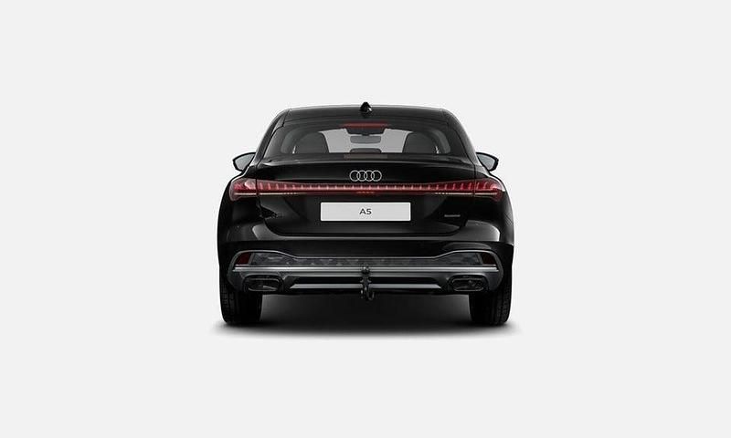 Ny Audi A5 Comfort 252 HK (185 kW) 2025 Mytsvart metallic Sedan