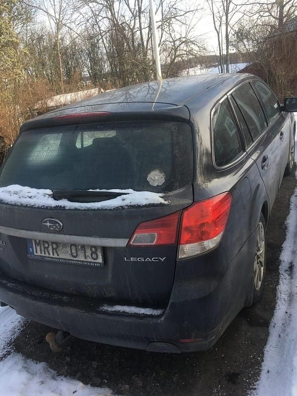 Begagnad Subaru Legacy 167 HK (122 kW) 2011 Kombi