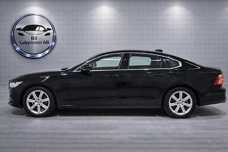 Begagnad Volvo S90 Kinetic 150 HK (110 kW) 2017 Svart Sedan