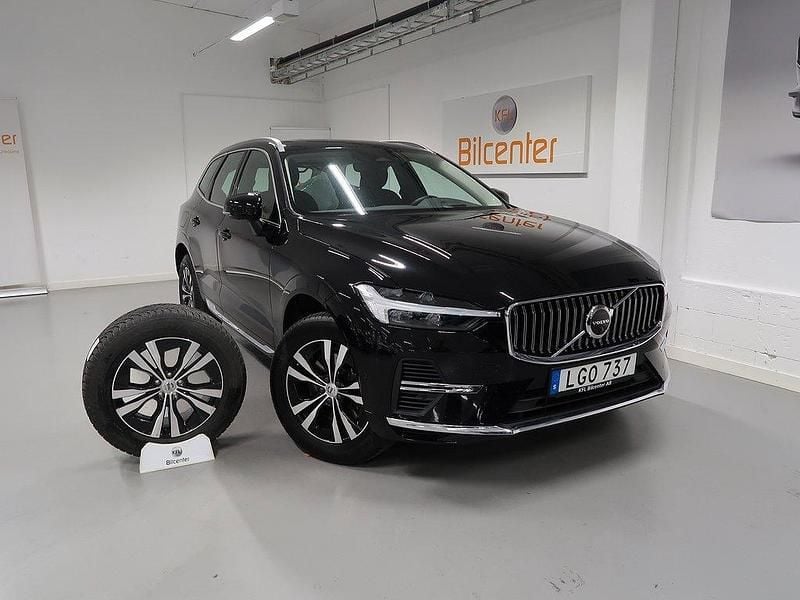 Svart Begagnad 2022 Volvo XC60 SUV | 409 900 kr (Bra pris) - Bild 1/3