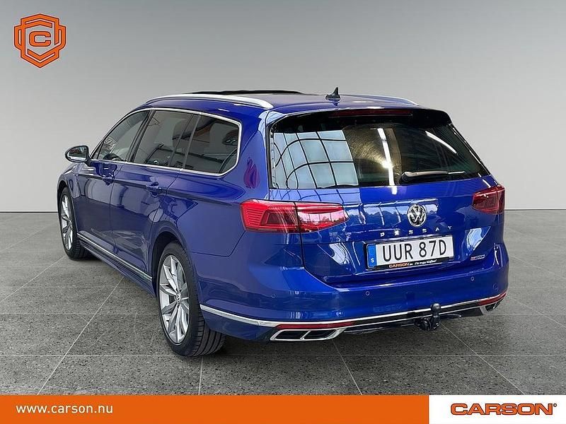 Begagnad VW Passat Active 240 HK (176 kW) 2019 Blå Kombi