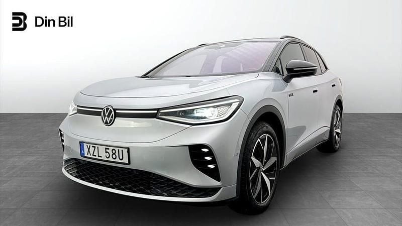 Scale silver metallic bla Begagnad 2024 VW ID.4 GTX SUV | 409 900 kr (Marknadspris) - Bild 1/4
