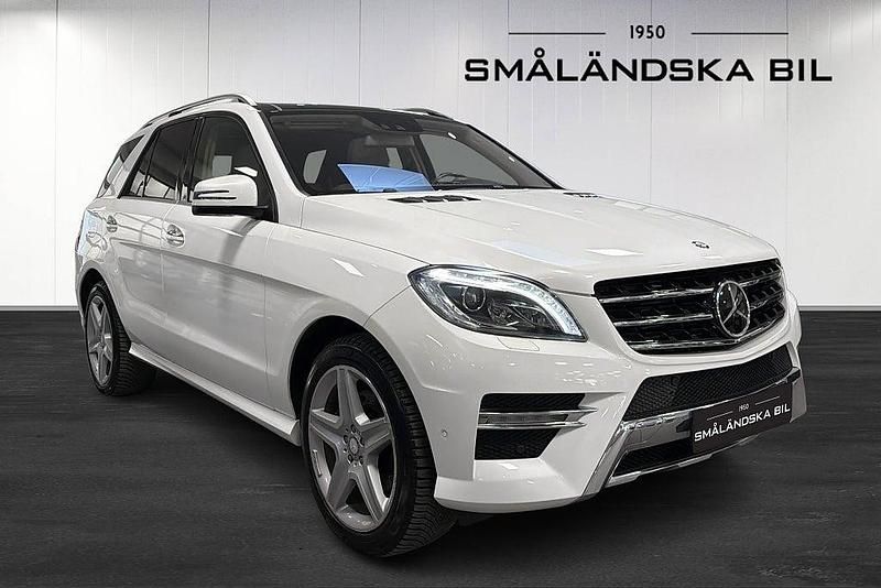 Begagnad Mercedes ML350 AMG line 258 HK (189 kW) 2012 Vit SUV