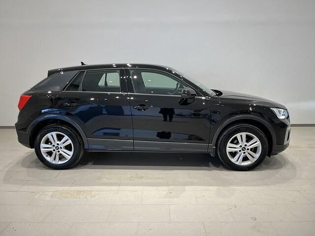 Begagnad Audi Q2 Proline 150 HK (110 kW) 2021 Brilliantsvart SUV