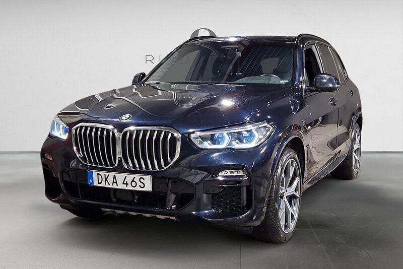 Svart Begagnad 2019 BMW X5 M Sport SUV | 549 900 kr (Superpris) - Bild 1/3