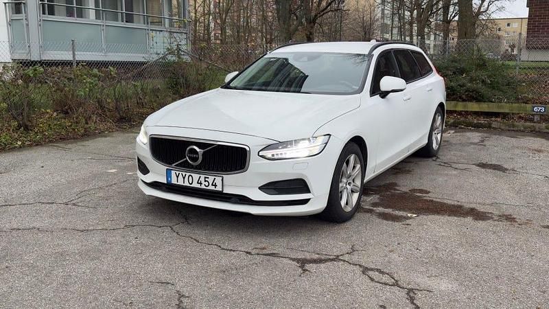 Begagnad 2018 Volvo V90 Kombi | 109 000 kr (Lite dyr) - Bild 1/4