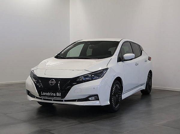 Vit Begagnad 2023 Nissan Leaf N-Connecta Halvkombi | 219 700 kr (Lite dyr) - Bild 1/4