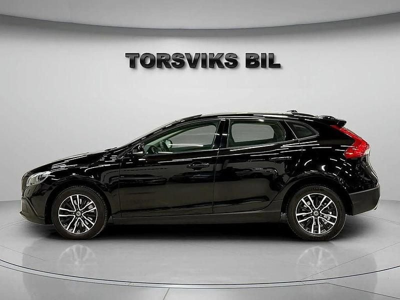 Begagnad Volvo V40 Summum 150 HK (110 kW) 2014 Svart Halvkombi