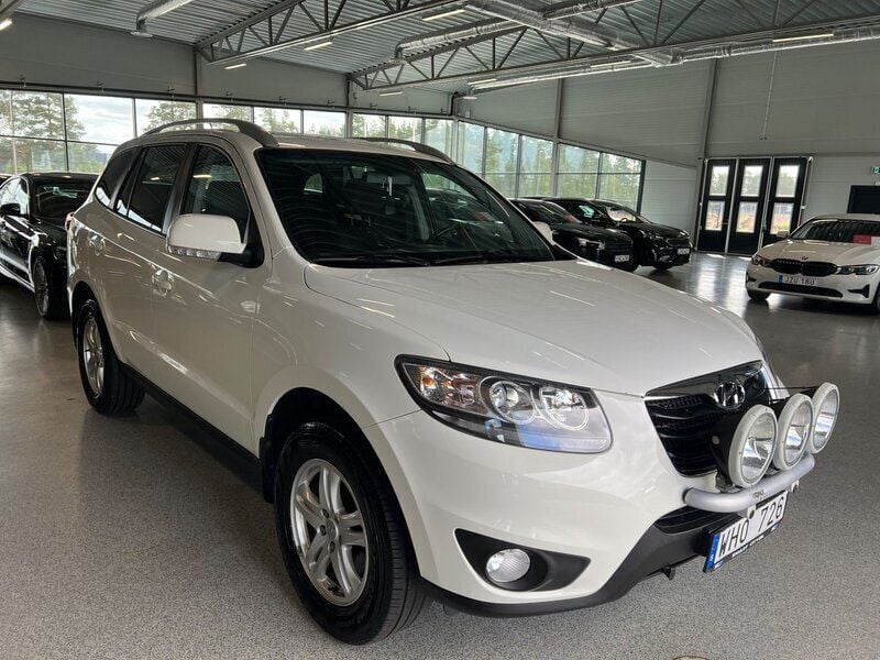 Vit Begagnad 2010 Hyundai Santa Fe SUV | 94 900 kr (Lite dyr) - Bild 1/4