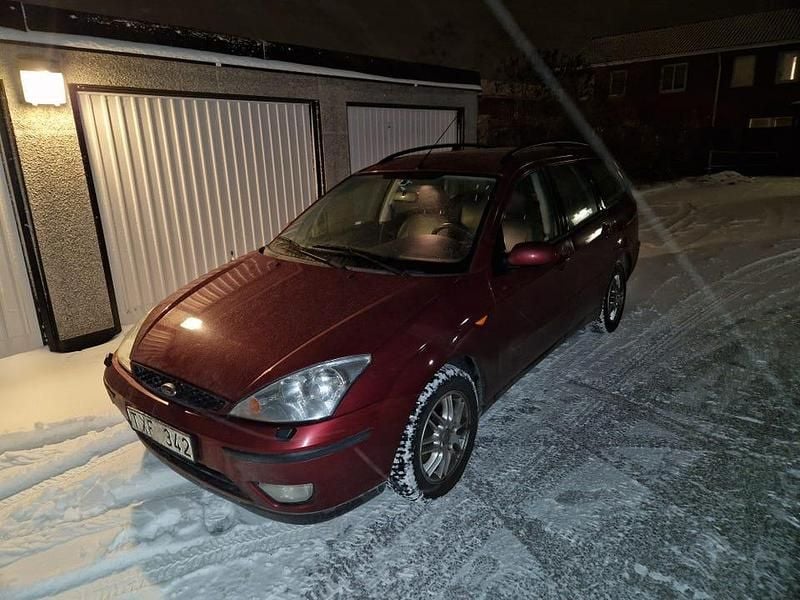 Begagnad 2002 Ford Focus | 15 000 kr (Marknadspris) - Bild 1/4