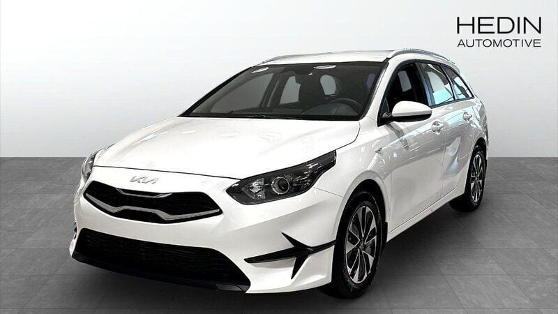 Vit Ny 2024 Kia Ceed Sportswagon 2 Kombi | 249 000 kr (Bra pris) - Bild 1/4