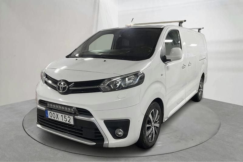 Vit Begagnad 2019 Toyota Proace Minibuss | 140 000 kr (Superpris) - Bild 1/4