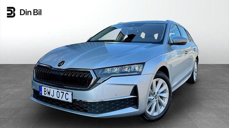 Silver Ny 2025 Skoda Octavia Selection Kombi | 370 900 kr (Marknadspris) - Bild 1/4