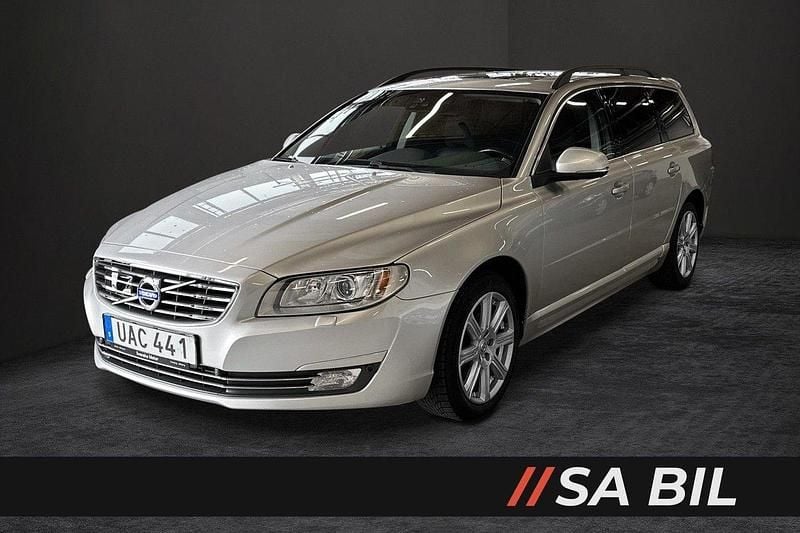 Silver Begagnad 2016 Volvo V70 Momentum Kombi | 129 800 kr (Marknadspris) - Bild 1/4