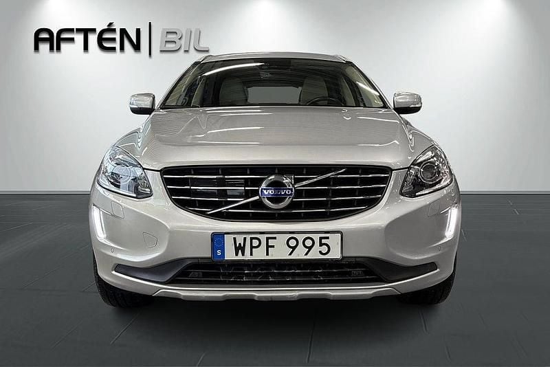 Begagnad Volvo XC60 Standard 190 HK (139 kW) 2016 Ljusbrun SUV