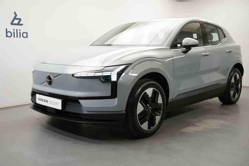 Grå Begagnad 2024 Volvo EX30 Single Motor SUV | 329 900 kr - Bild 1/1