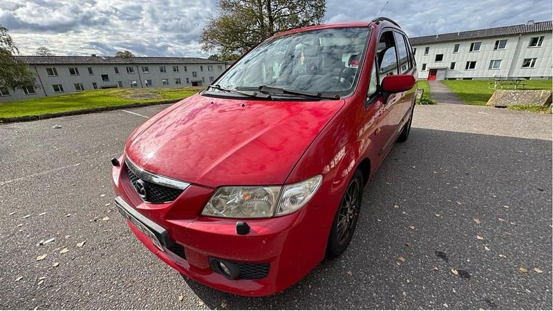 Röd Begagnad 2002 Mazda Premacy Minibuss | 9 900 kr - Bild 1/4