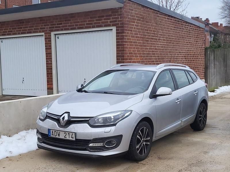 Begagnad 2014 Renault Mégane III Halvkombi | 59 000 kr (Marknadspris) - Bild 1/4