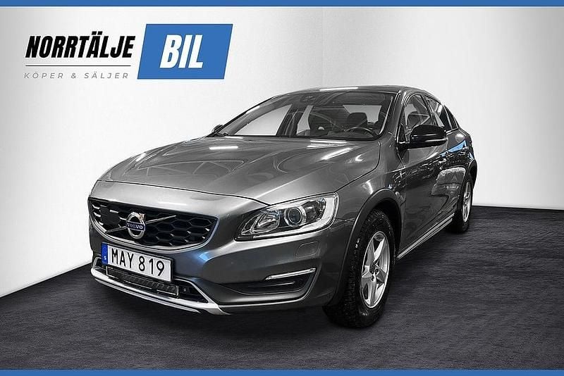 Begagnad Volvo S60 CC Summum 190 HK (139 kW) 2015 Grå Sedan