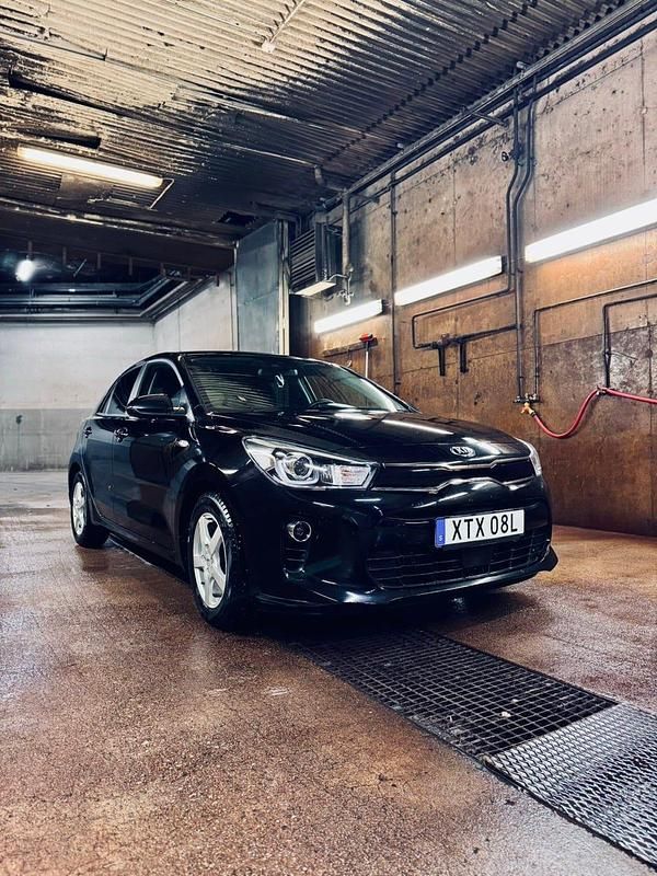 Begagnad Kia Rio 84 HK (61 kW) 2020