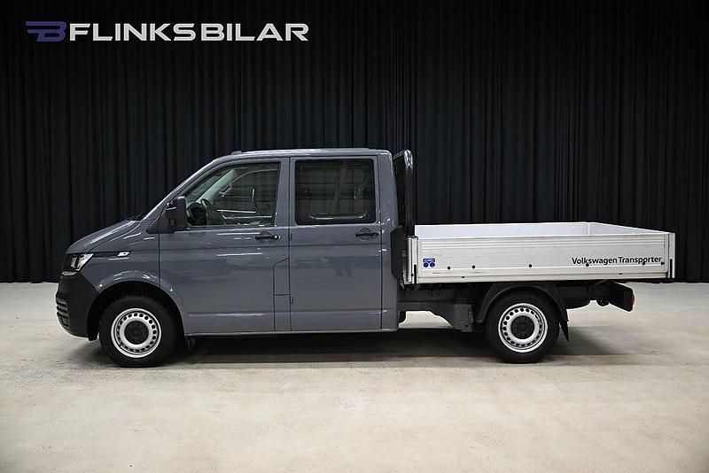 Grå Begagnad 2022 VW Transporter Van | 328 750 kr - Bild 1/4