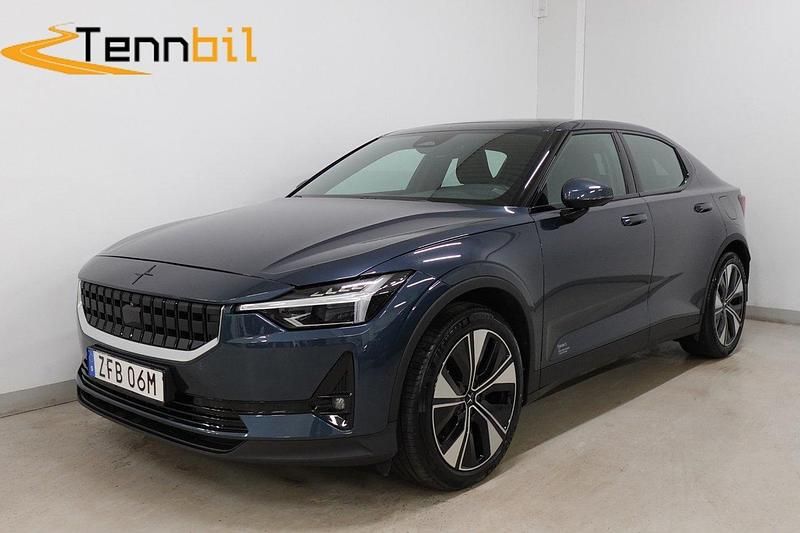 Mörkblå (blå) Begagnad 2023 Polestar 2 Pilot Halvkombi | 359 900 kr (Marknadspris) - Bild 1/4