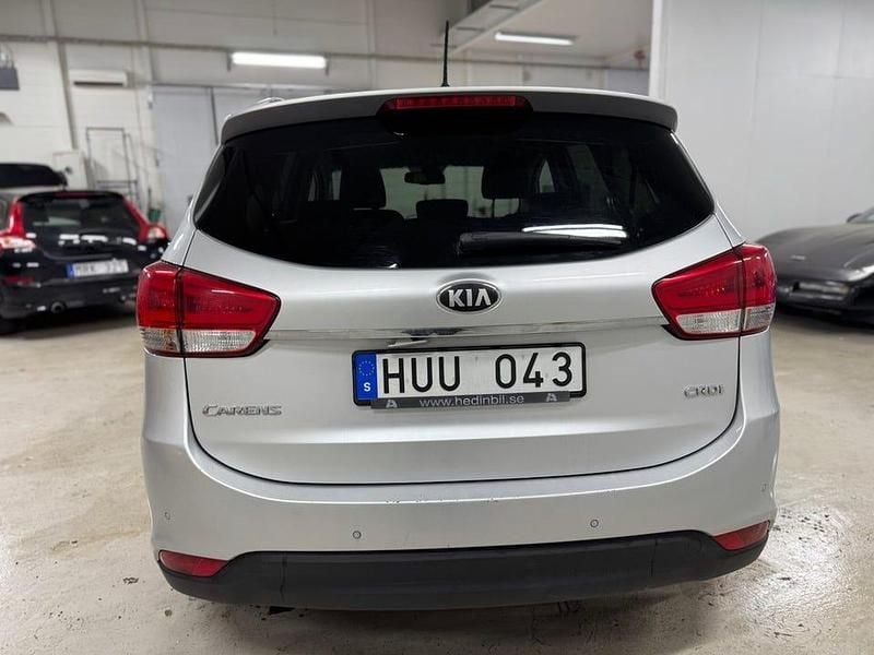 Begagnad Kia Carens 116 HK (85 kW) 2014 Grå Minibuss