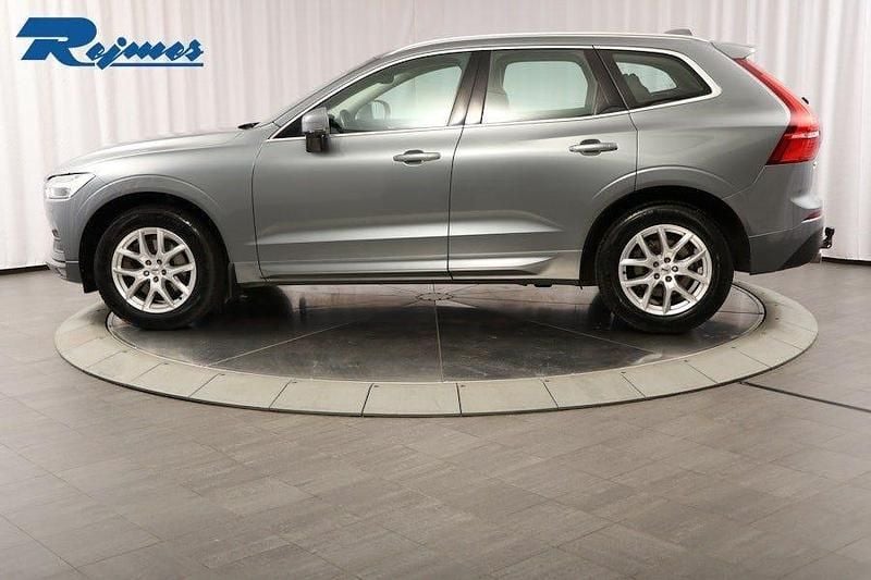 Begagnad Volvo XC60 Momentum 197 HK (144 kW) 2019 Grå SUV