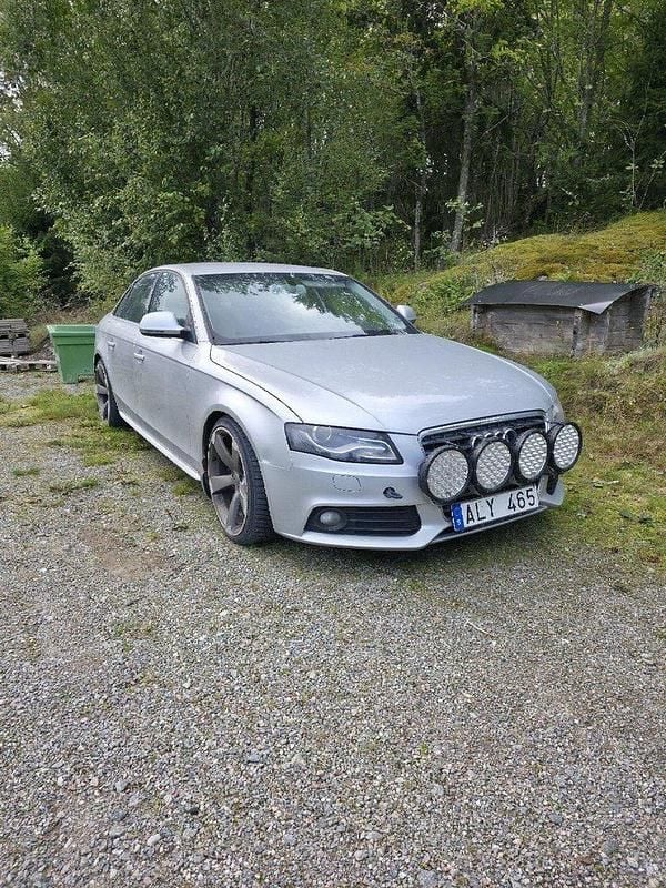 Silver Begagnad 2008 Audi A4 Sedan | 39 000 kr (Superpris) - Bild 1/4