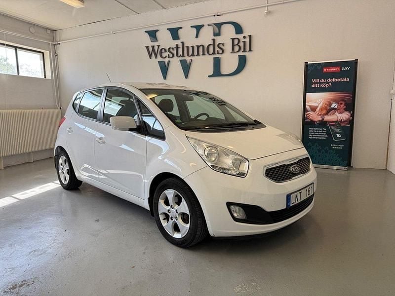 Vit Begagnad 2010 Kia Venga Comfort Halvkombi | 49 900 kr (Marknadspris) - Bild 1/4